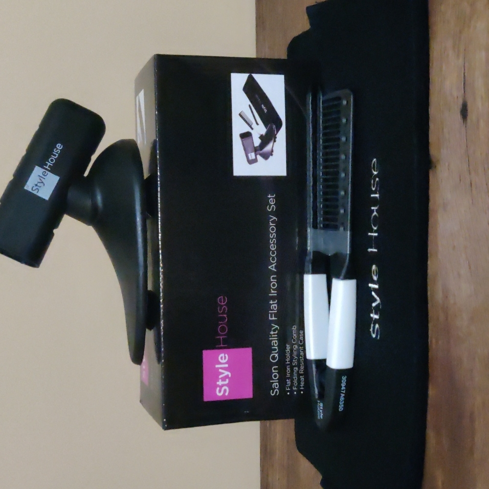 Style House Salon Quality Flat Iron Accessory Set